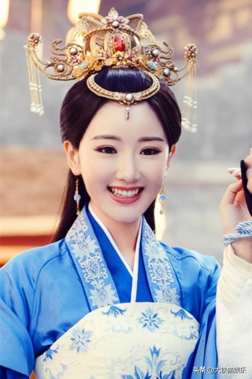 有一种女演员的尴尬，叫“演配角太漂亮，演主角又差了点儿意思”