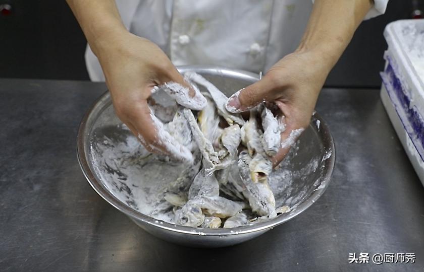 小黄鱼怎样做好吃又健康,小黄鱼鲜嫩可口的家常做法