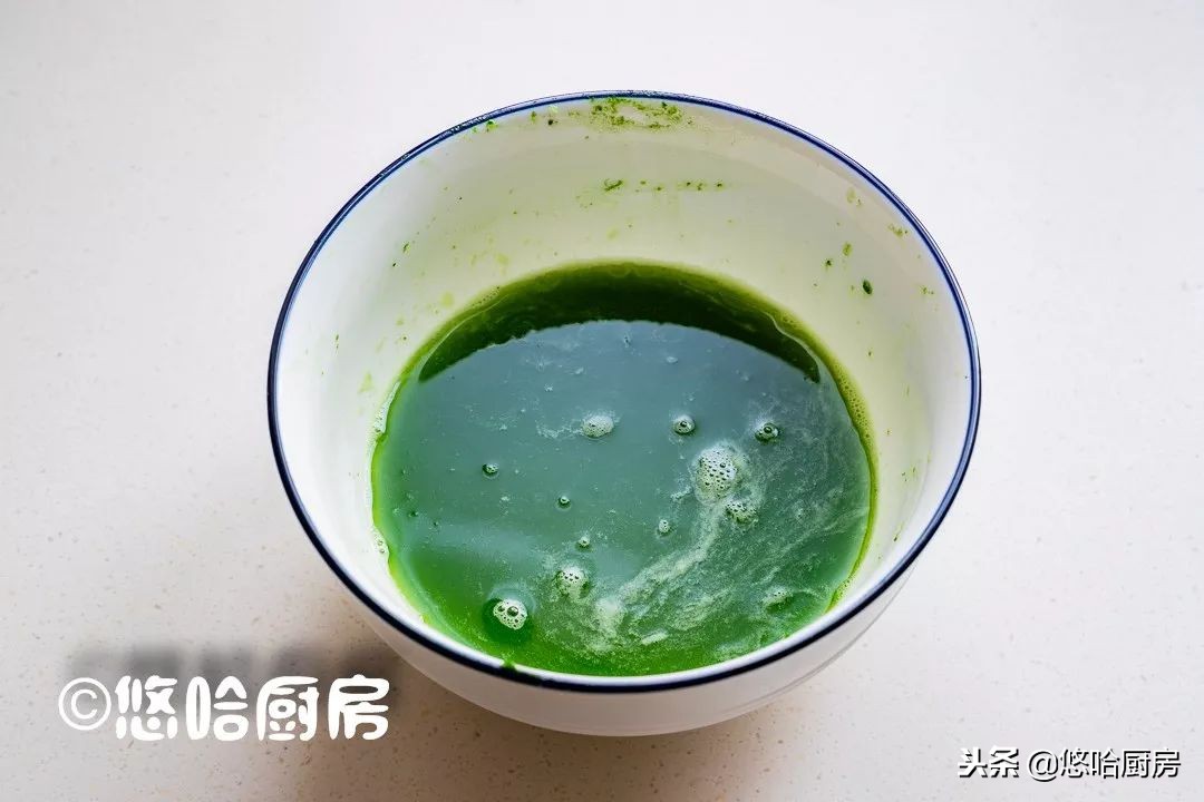 包饺子里加些什么,包饺子的时候里面放的调料汁