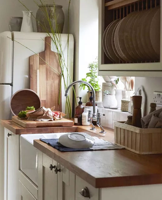 装修完厨房台面可以再切割吗,装修完没地方切菜