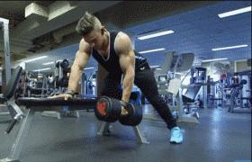 16岁小伙健身一年成肌肉男,78斤独臂独腿小伙健身增肌到130斤