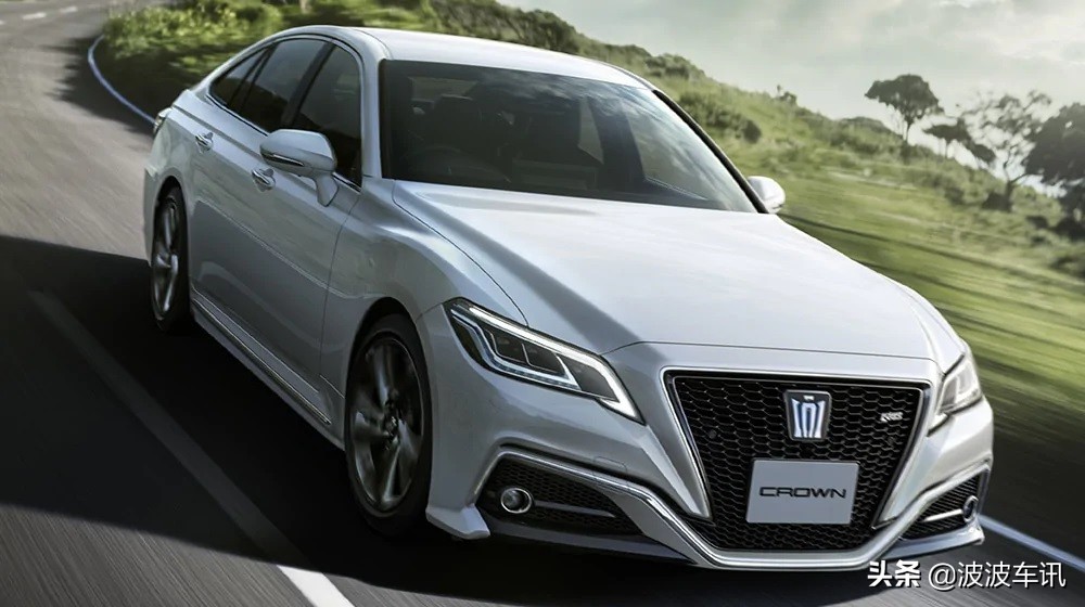 皇冠陆放2022款改装白色红色内饰,丰田皇冠suv2022款内饰图片