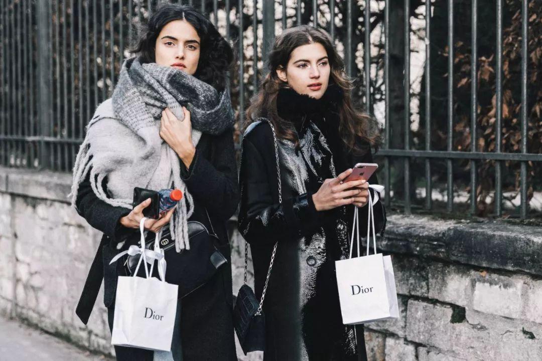 寒冷的冬天如何快速搭配围巾,冬天的保暖围巾