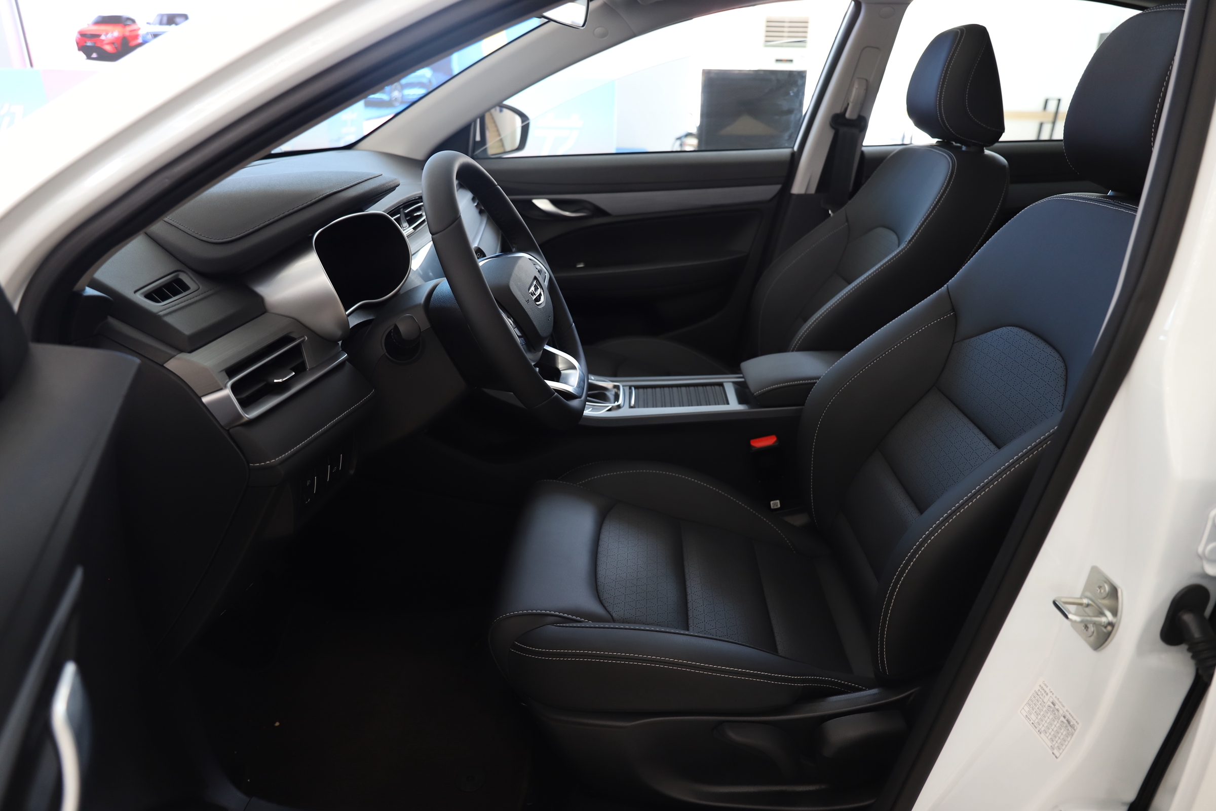 吉利帝豪UP豪华型,吉利帝豪2021款up向上版功能介绍