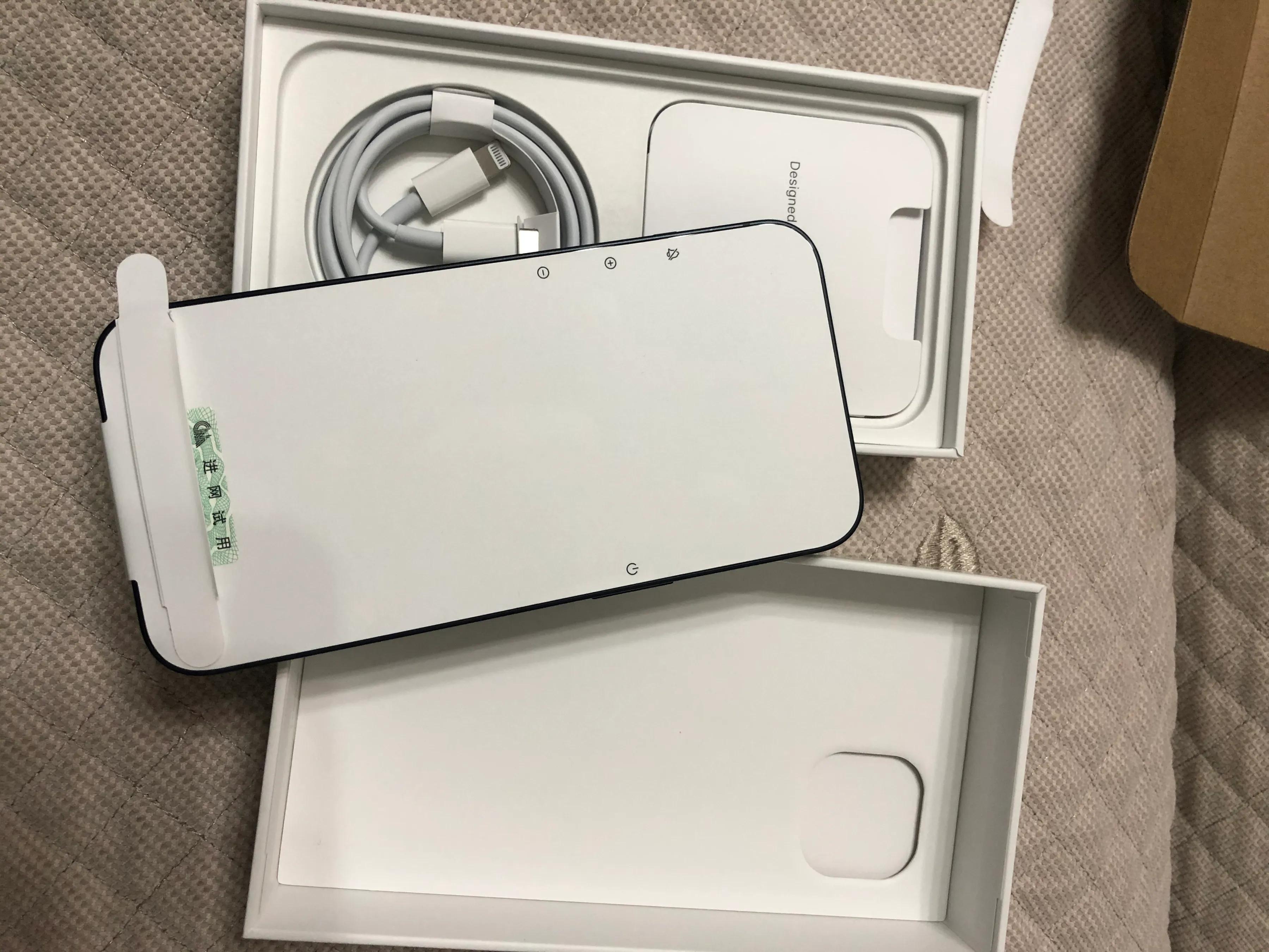 苹果13蓝色拆箱评测,苹果13新机拆包再封包