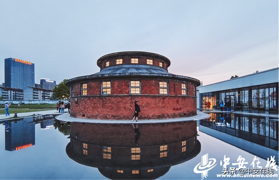 五一出发安徽3-5天短途旅游推荐,列出3条安徽经典的旅游路线