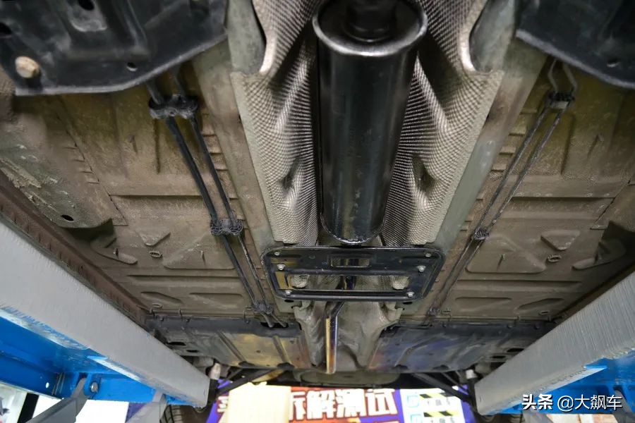 美系和德系哪个底盘更好,日系车底盘与德系车底盘区别