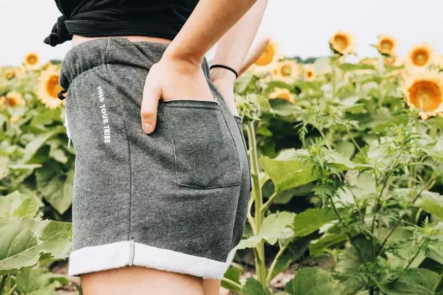 有一种幽默，叫性骚扰