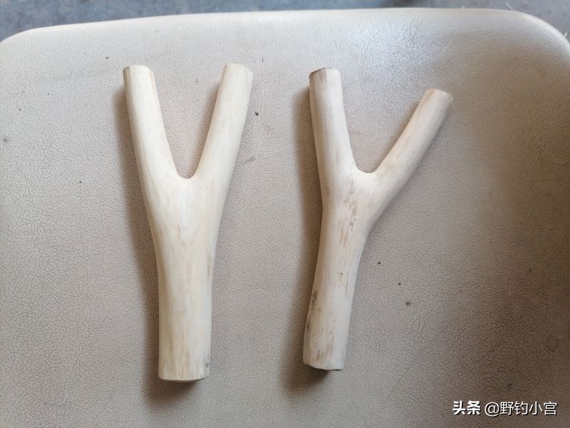 钓鱼怎么用鱼竿支架最好,鱼竿支架怎么用最好用