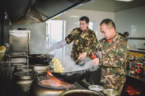 普通战士在部队有什么前途,部队里轻松的专业