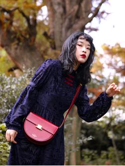 淘宝女包哪个最好看又实惠,淘宝上哪个店的女包是正品