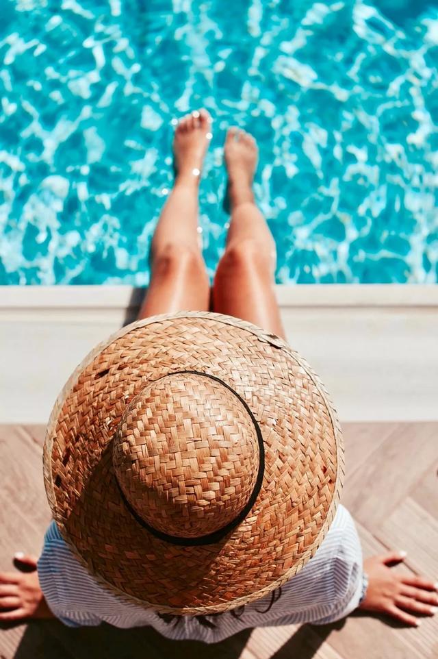 这个防晒喷雾有点豪!砸了几十万到李佳琦直播间,就为了冒个头