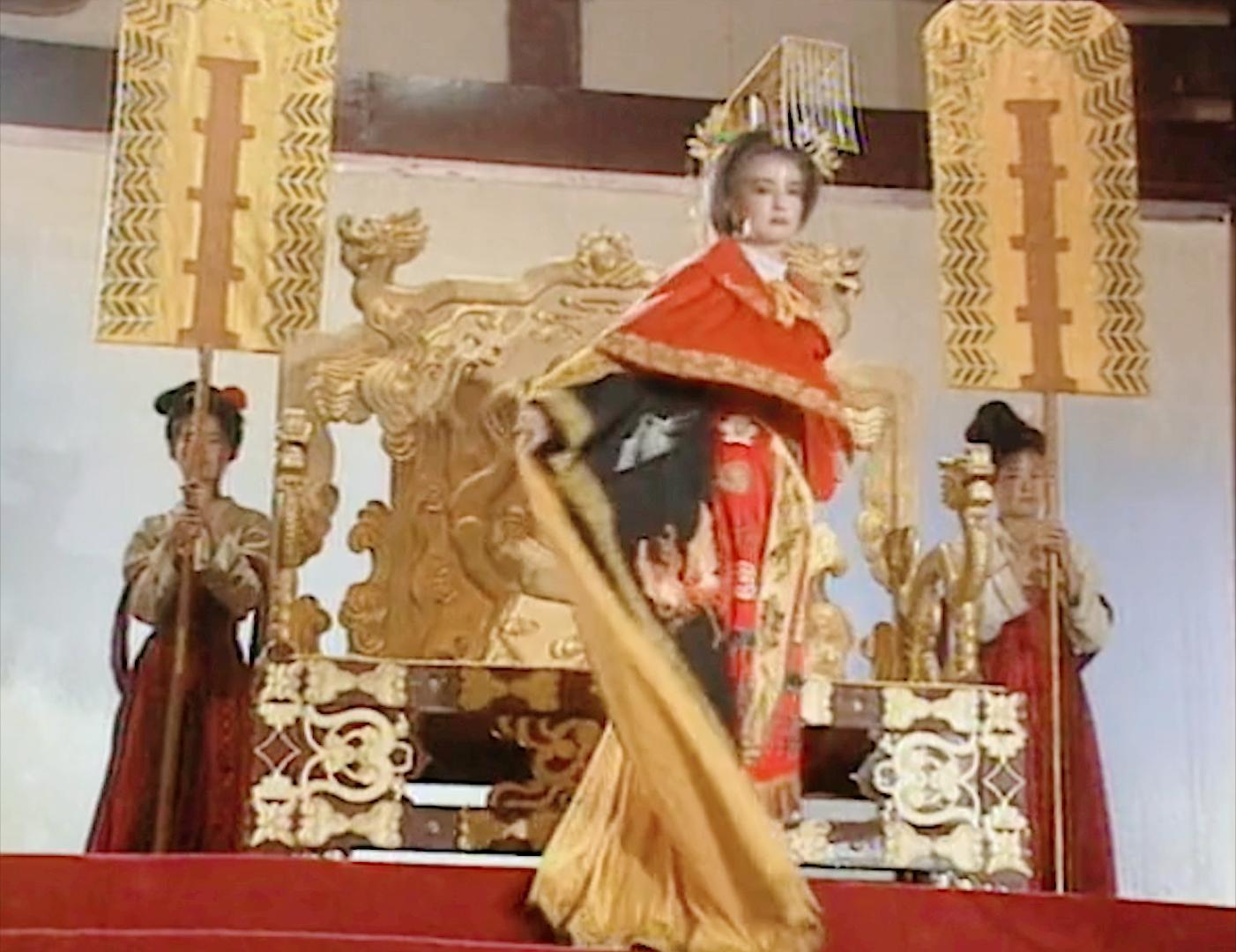 女皇武则天死谁继位,一代女皇武则天为什么死