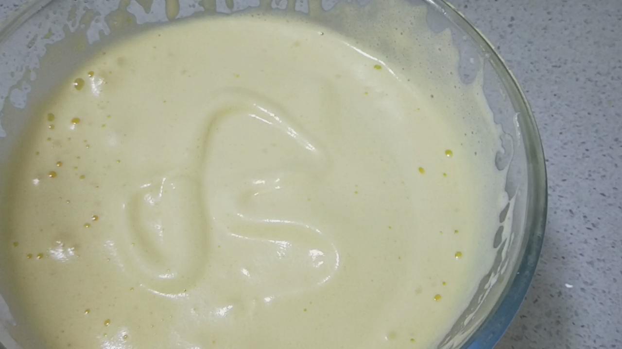 老式无糖鸡蛋糕教学视频,无水无油老式鸡蛋糕的做法