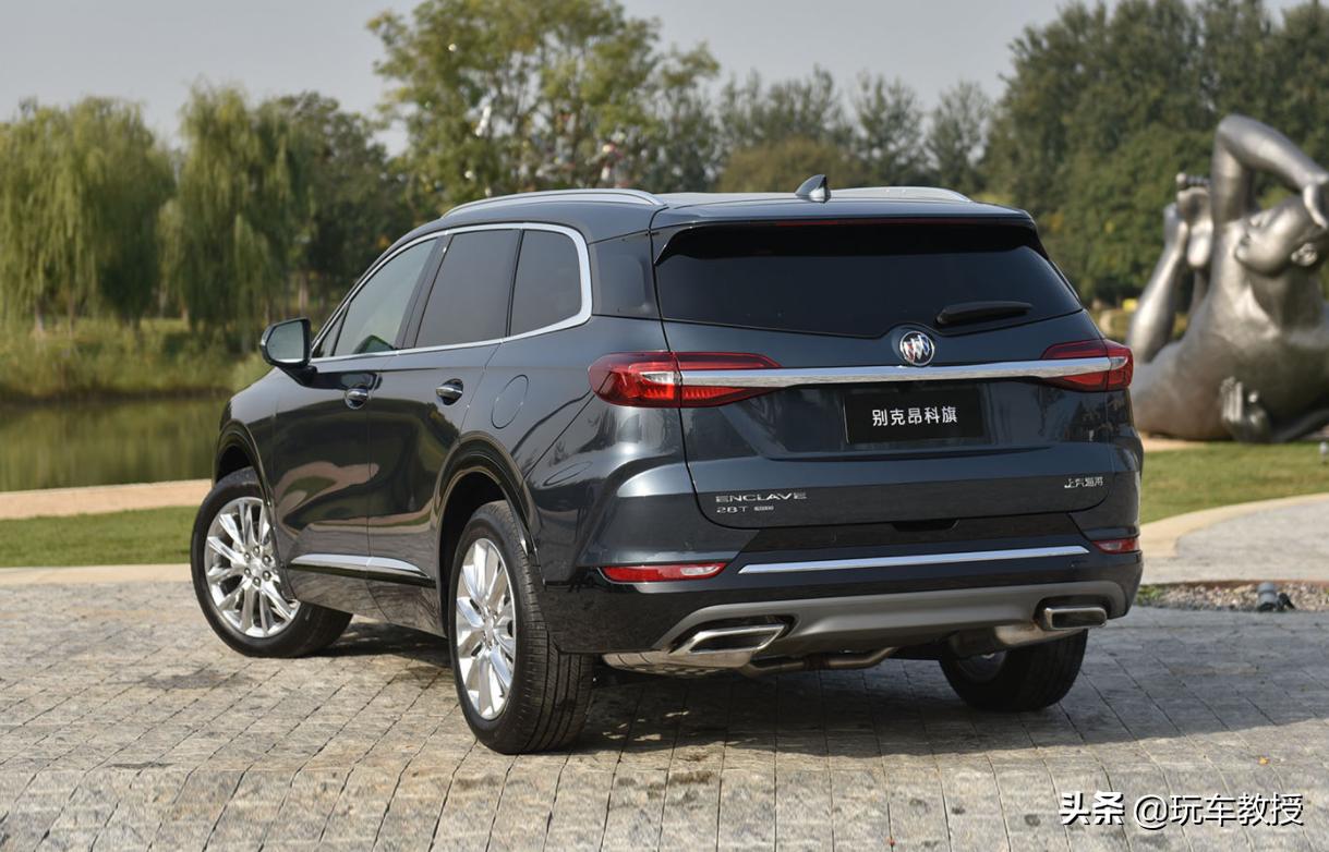 十万家用7座性价比最高的suv推荐,这2款高大威猛的同门7座suv你选谁