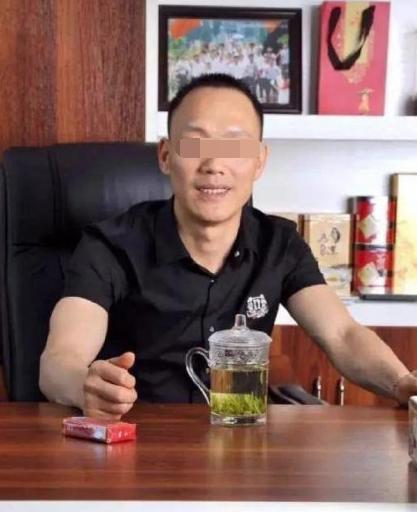 19岁女孩被性侵跳楼事件,14岁女生遭性侵后自杀