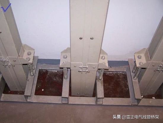 桥架母线基础知识,110kv户外母线桥架安装教程视频