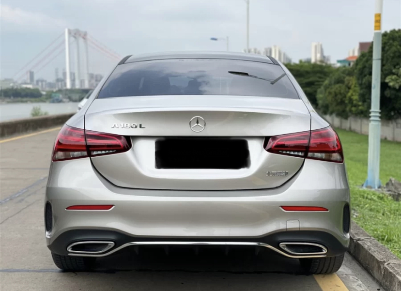 20万左右买奔驰a级保值吗,20万买奔驰a级好吗