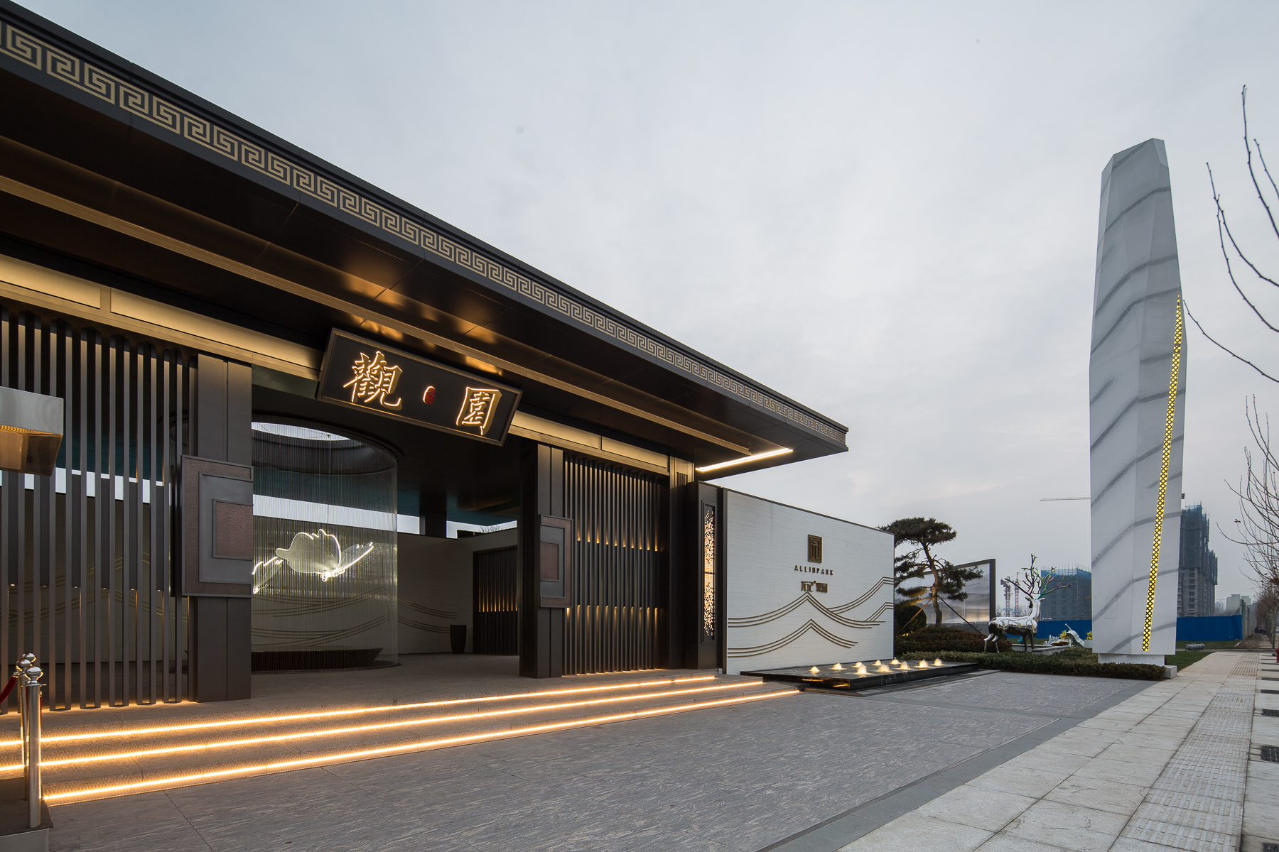 千万级“抢人大战”，龙记的布局你看懂了么？