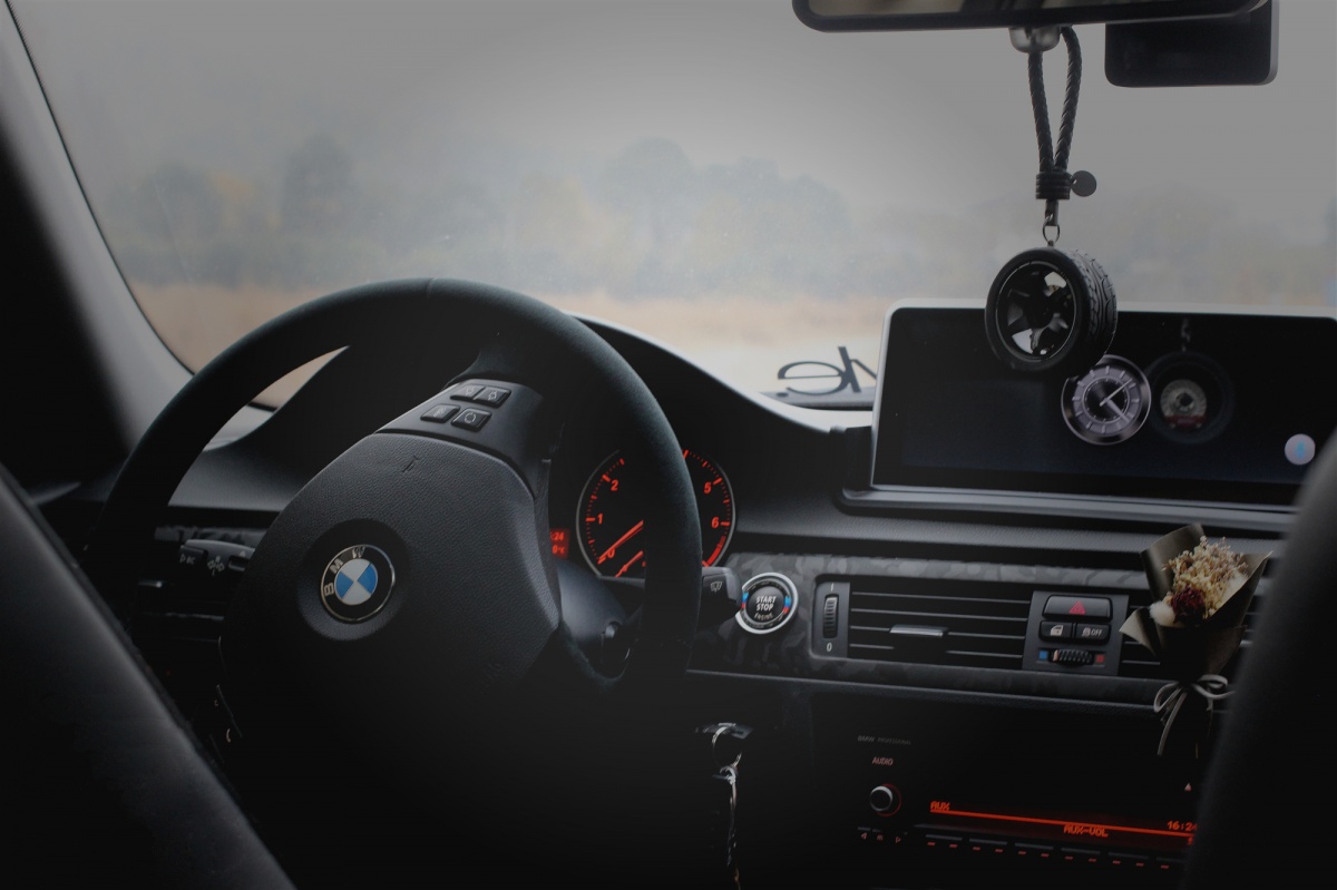 宝马e90买二手车要注意什么,宝马e90改装最便宜