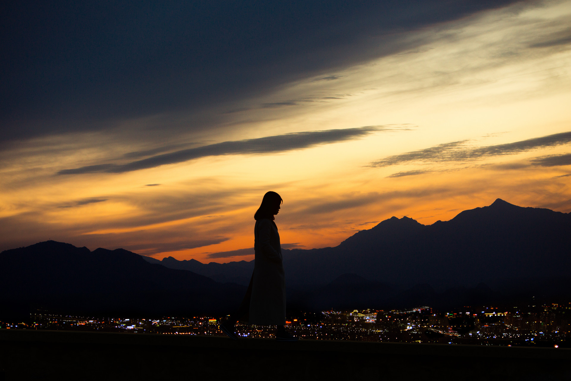 为什么千万不要嫁给穷小子,你能嫁给很穷但很爱你的人吗