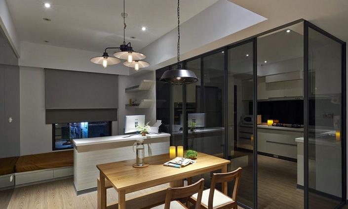 厨房没有窗户？那也能装的亮堂堂，这4种方法比窗户好用多了