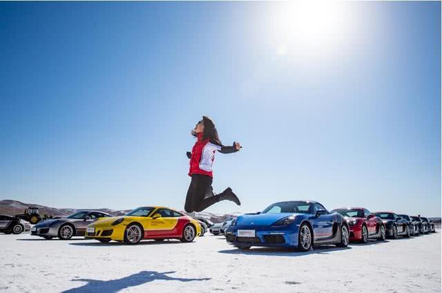 保时捷911冰面上漂移,保时捷汽车911玩雪