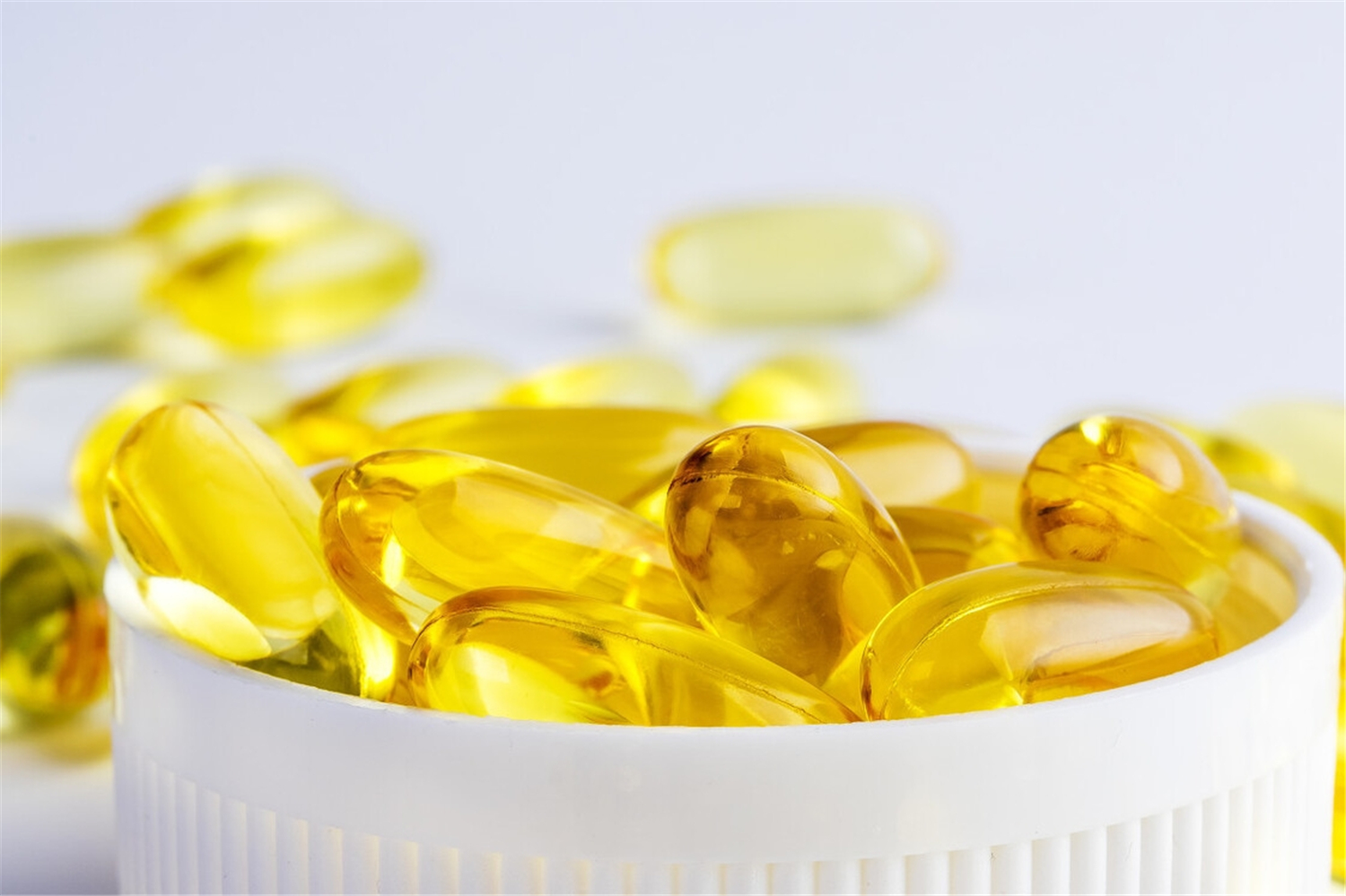 是鱼油里含dha还是鱼肝油里含dha,d3鱼肝油和鱼油还有dha有区别吗