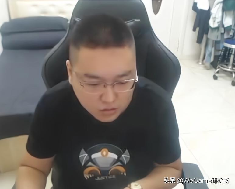 DNF：时隔1个月，“黑一阿旭”解封了！剑帝已登上名望榜第二