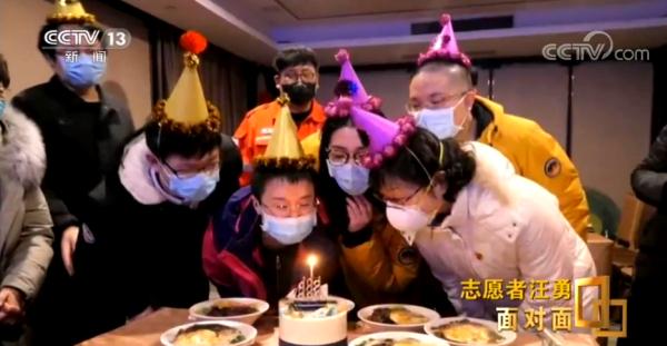 顺丰快递员晋升容易吗,顺丰物流快递员升职