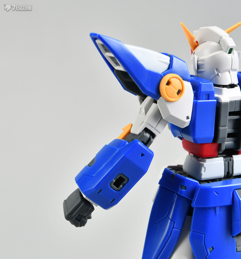 万代高达rgrx78-2,万代rg飞翼零式高达