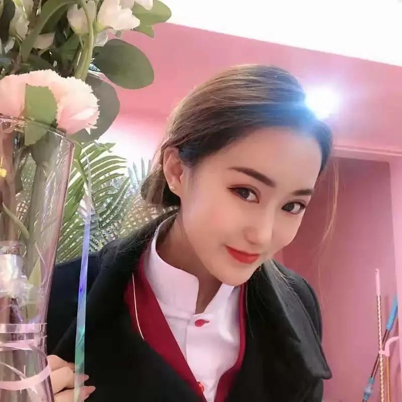 哈尔滨广厦学院蜜雪冰城,北国风光哈尔滨