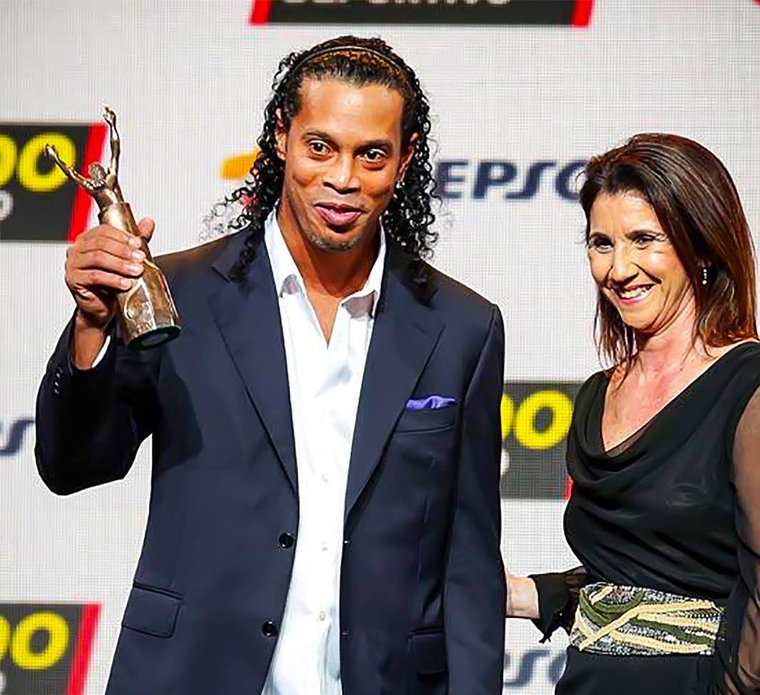 罗纳尔迪尼奥悔恨回忆,罗纳尔迪尼奥最冤的红牌