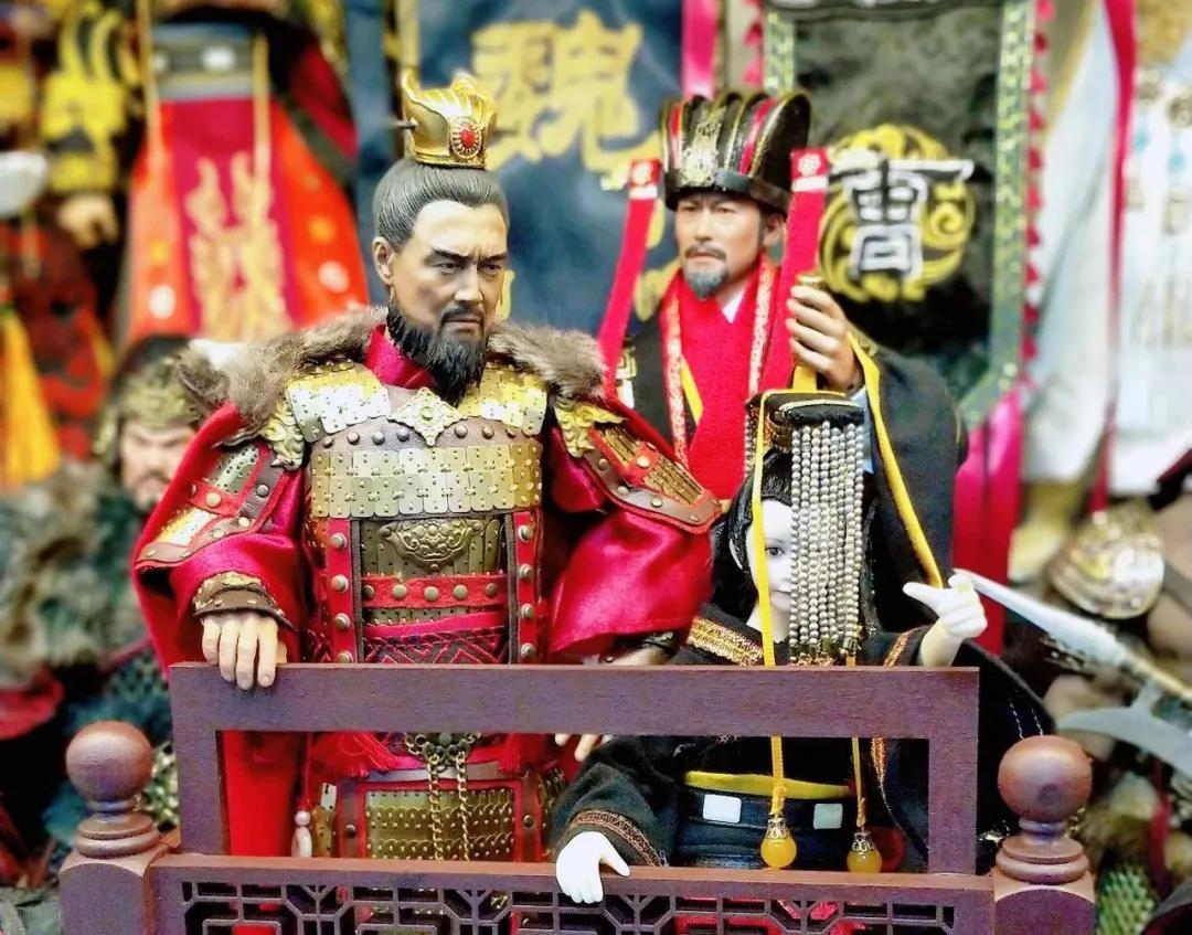 内蒙小伙改造三国人偶,一个卖上万,征服日韩三国迷