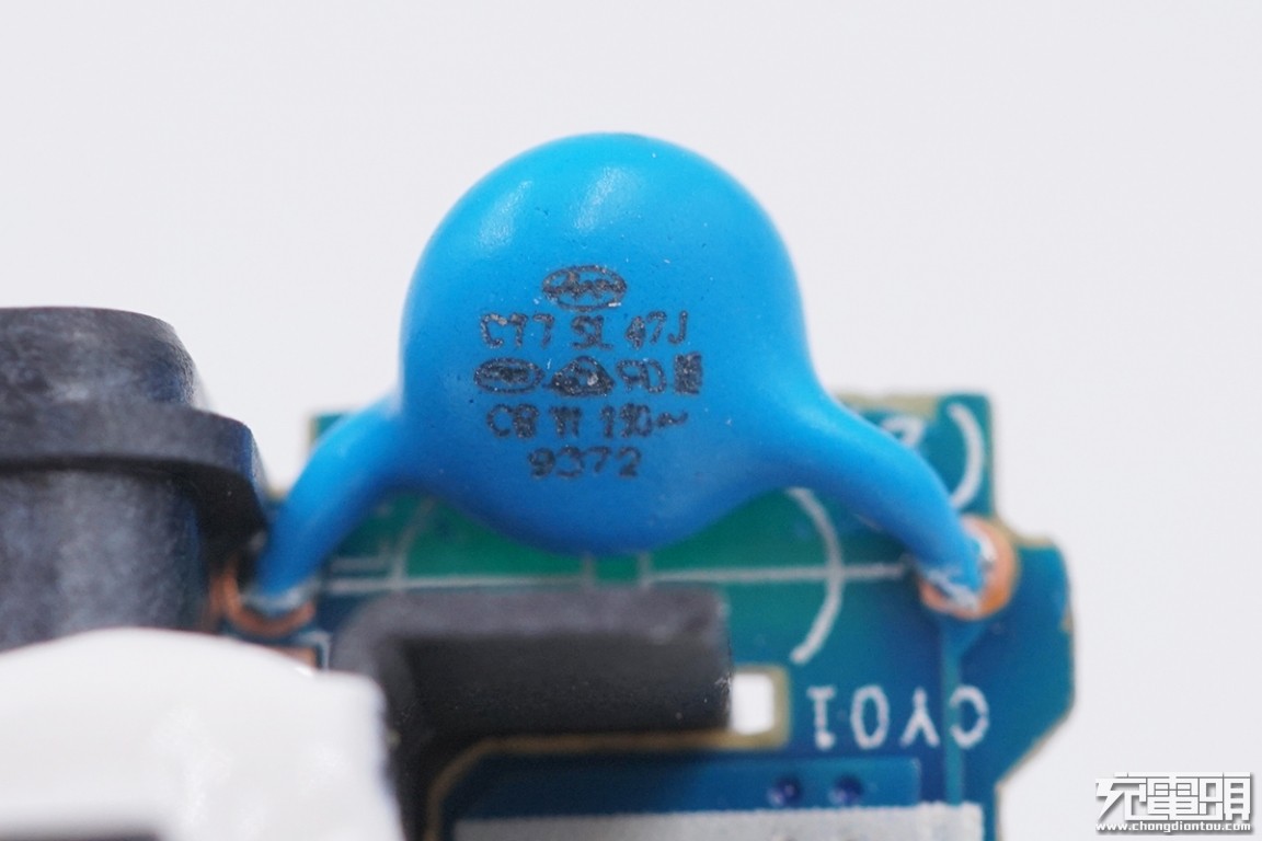 拆解三星s10+,拆解三星45瓦充电器