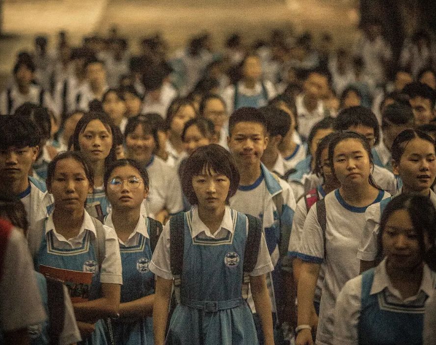 周冬雨少年的你演技混剪,少年的你周冬雨真剪头吗