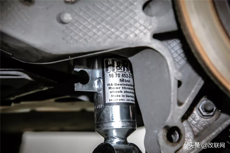 这是情怀体现的MINIR56JCW帅到爆炸