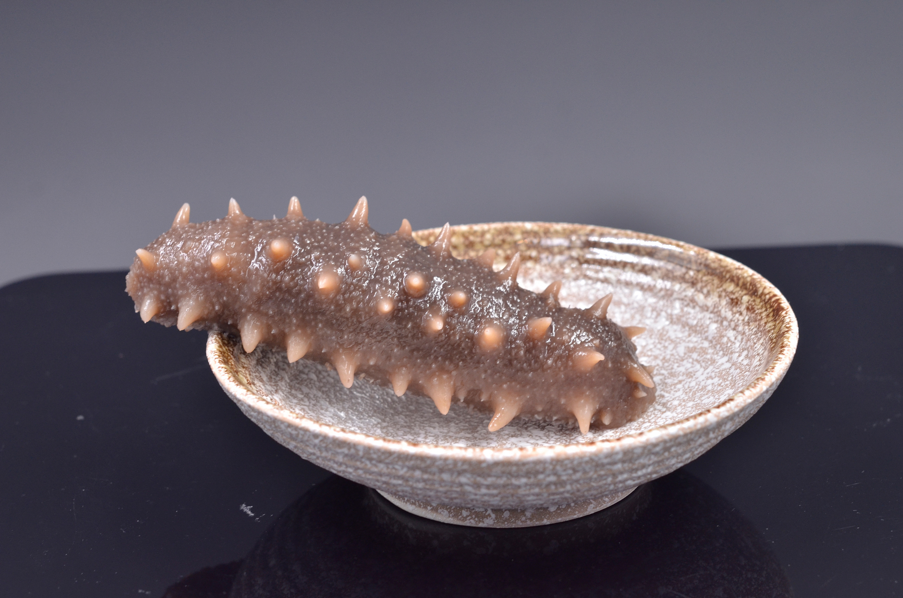 长期坚持吃海参有什么好处，很多人进补的误区，中断等于白吃了