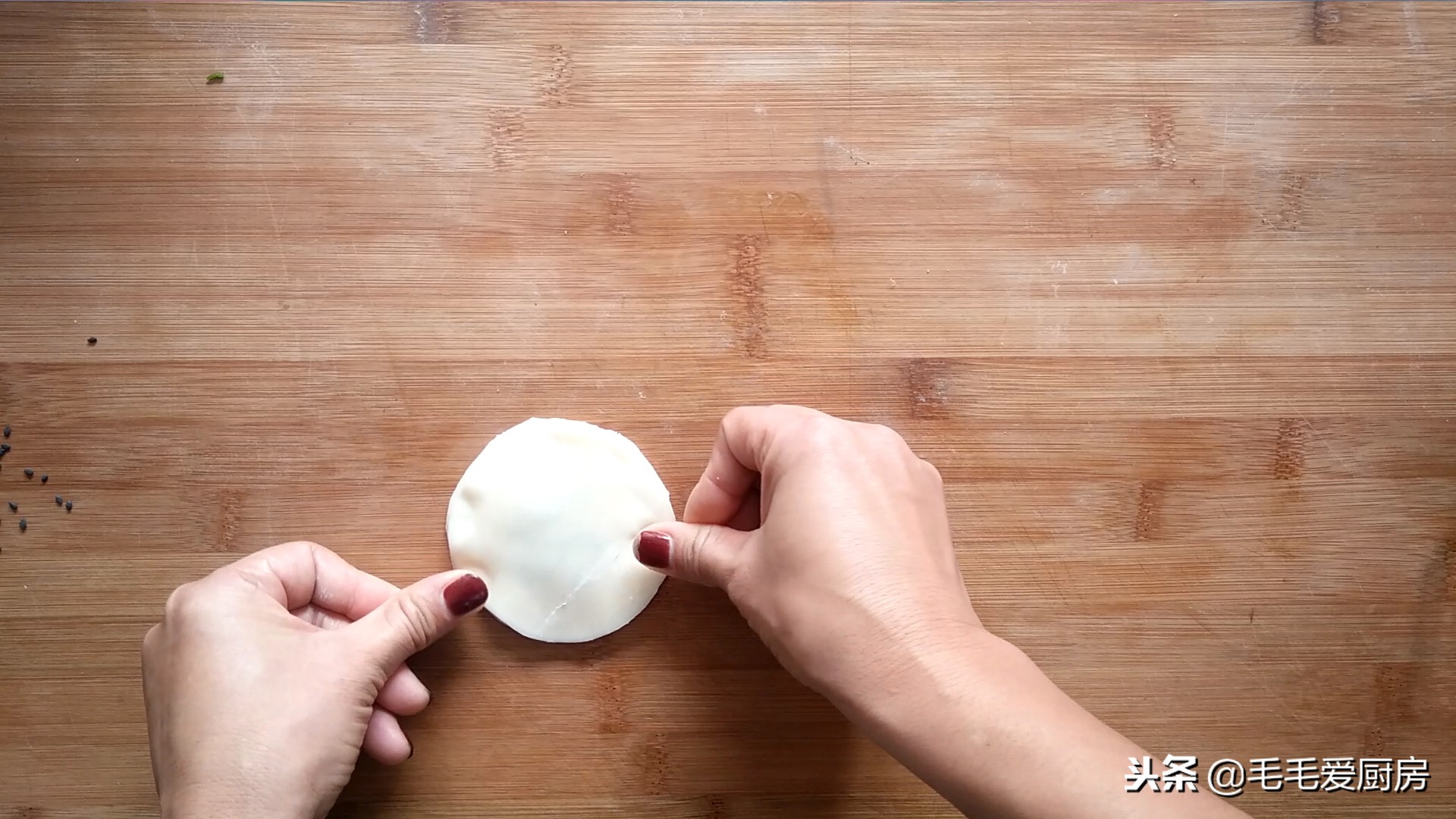 剩下的饺子皮可以怎么弄来吃,剩的饺子皮怎么弄好吃