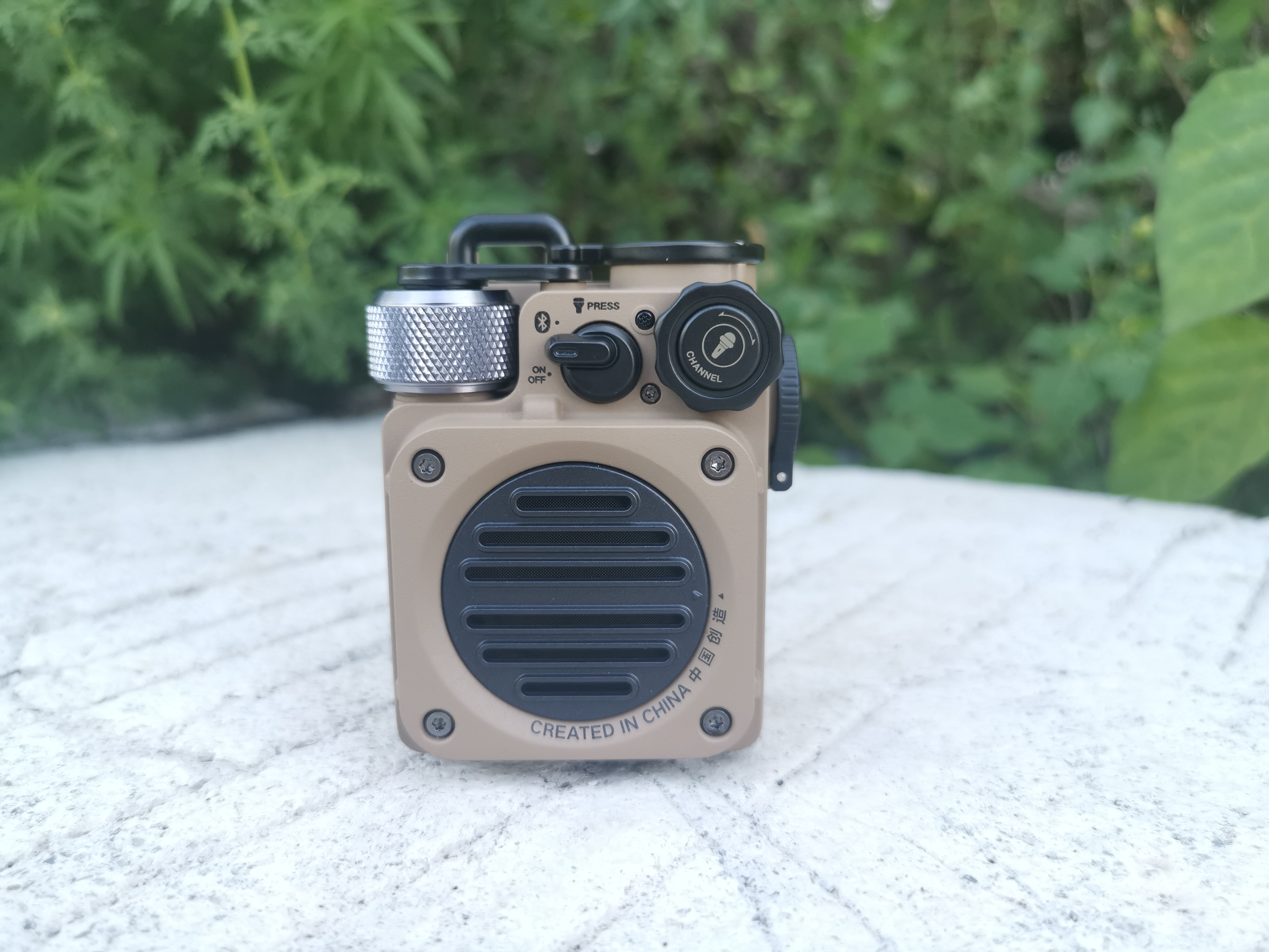 猫王收音机限量版,猫王新推出野性mini便携音箱