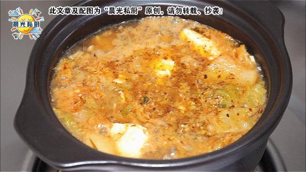 韩式嫩豆腐汤锅,韩式猪肉豆腐汤