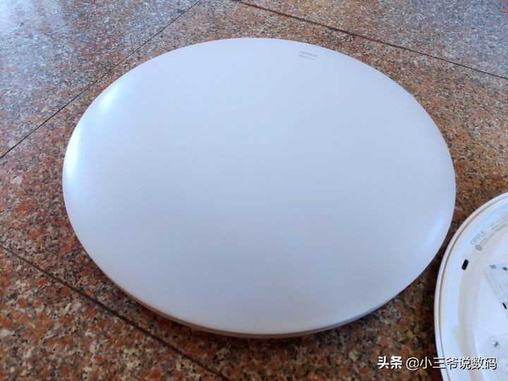 欧普智能吸顶灯有哪几款,欧普智能吸顶灯全光谱