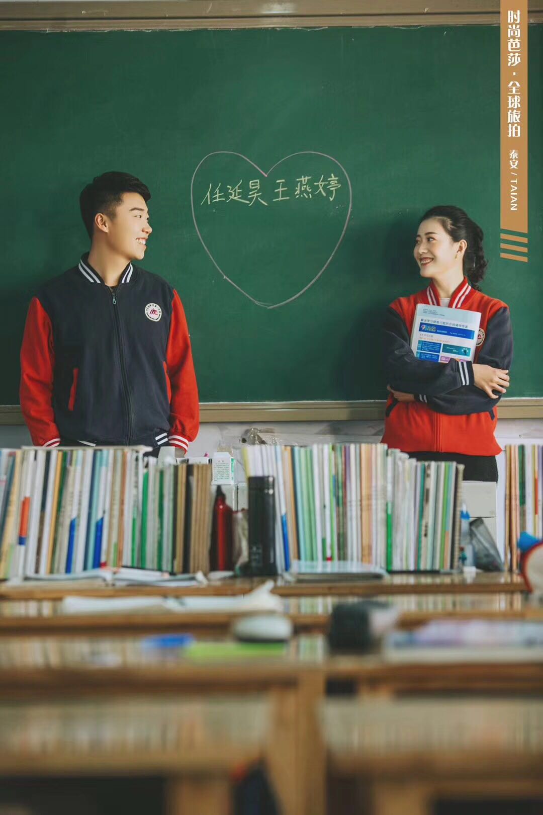 见证你从校服到婚纱的爱情,希望你也能遇到从校服到婚纱