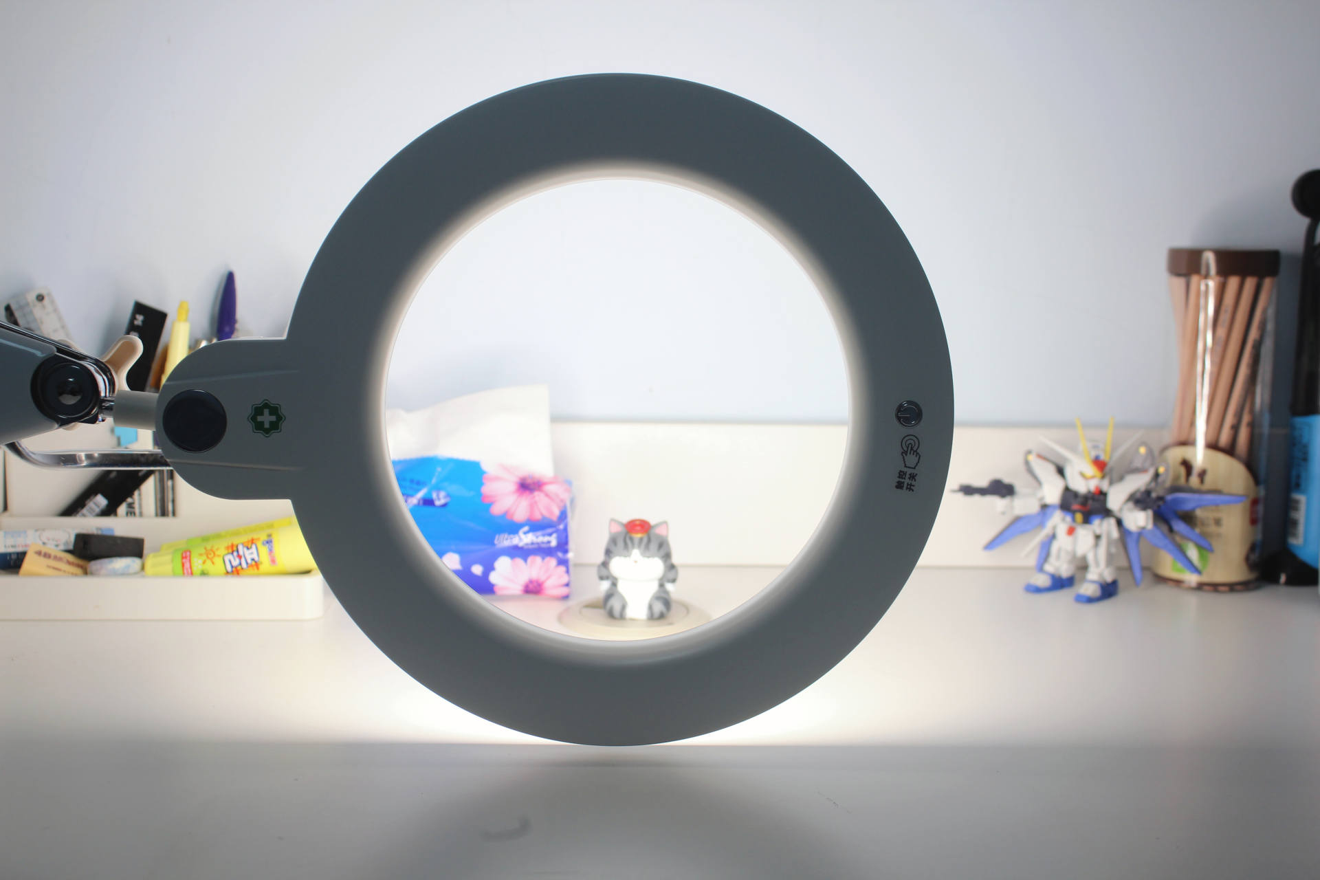 爱德华天使之光和非凡之光护眼灯,爱德华医生非凡之光护眼灯