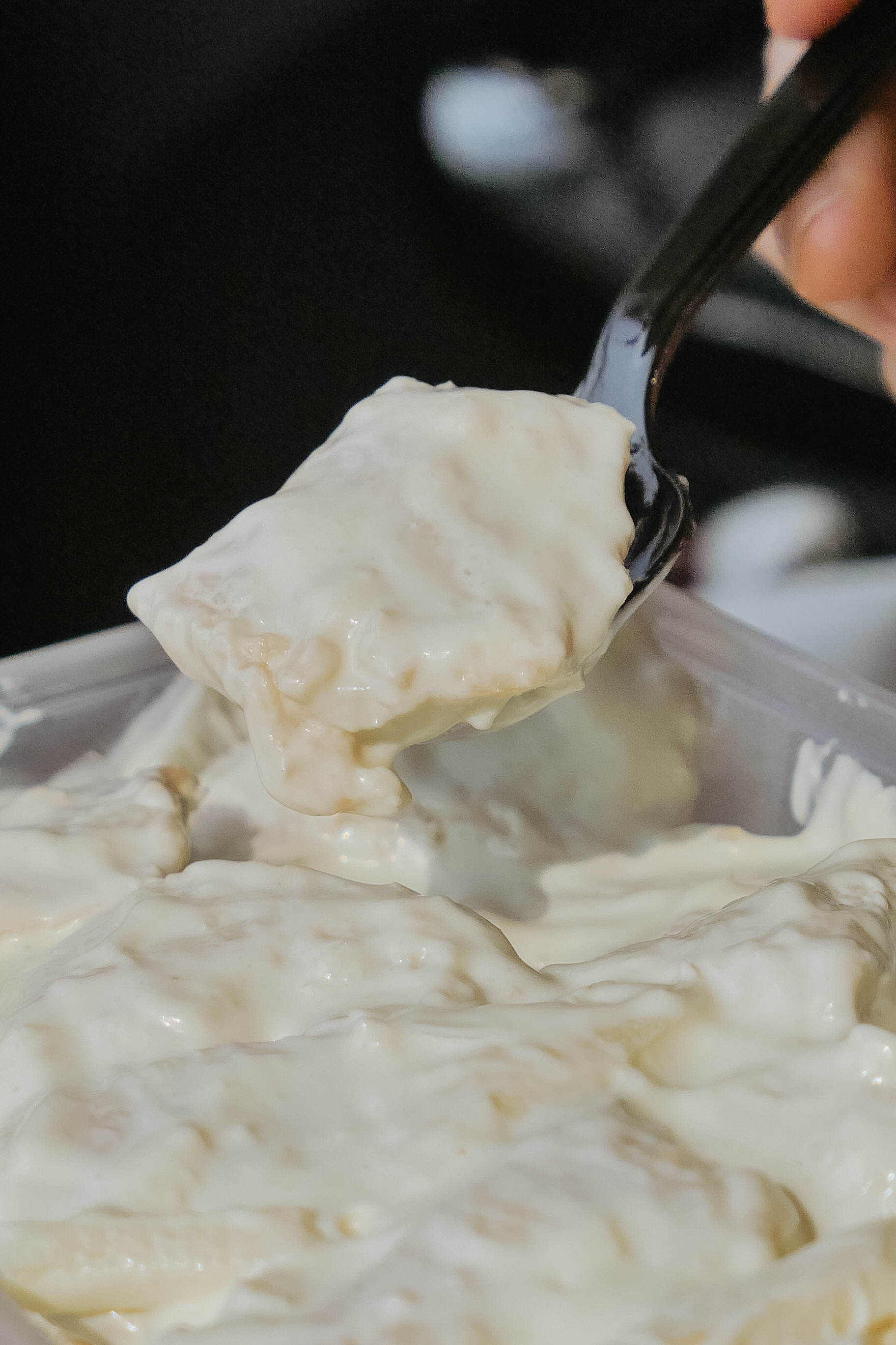 在天津，百十年来西餐一直和煎饼果子si“盟兄弟”？