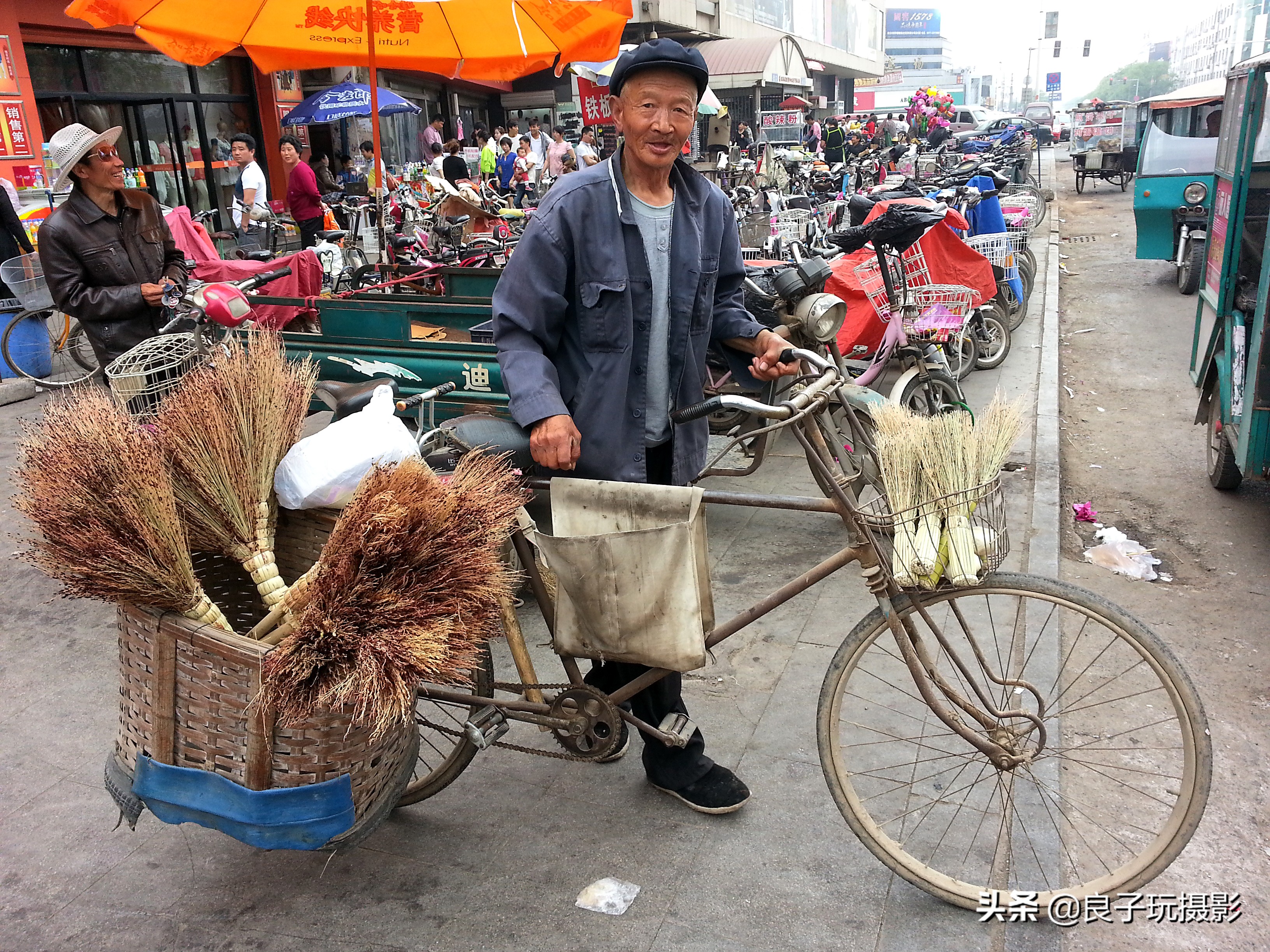 捕捉街头美好瞬间,用手机捕捉美好的瞬间
