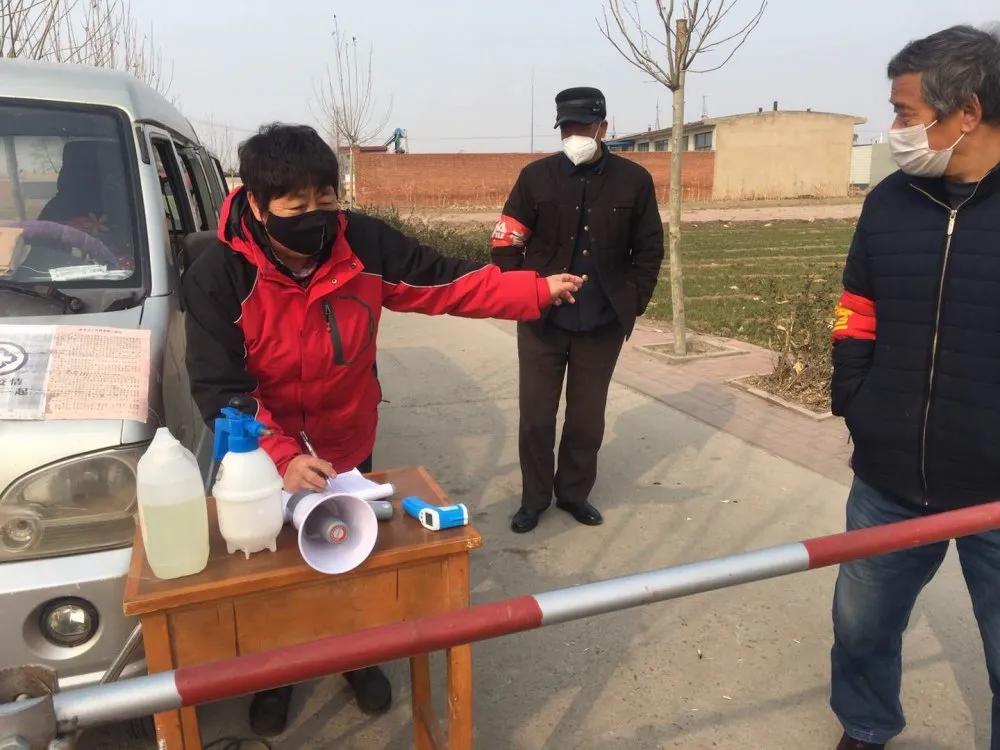 别样三八节致敬巾帼英雄,别样三八节战役里的最美巾帼