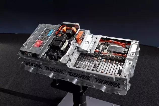 生产商的寿命还没电池的寿命长,怎么终身质保?