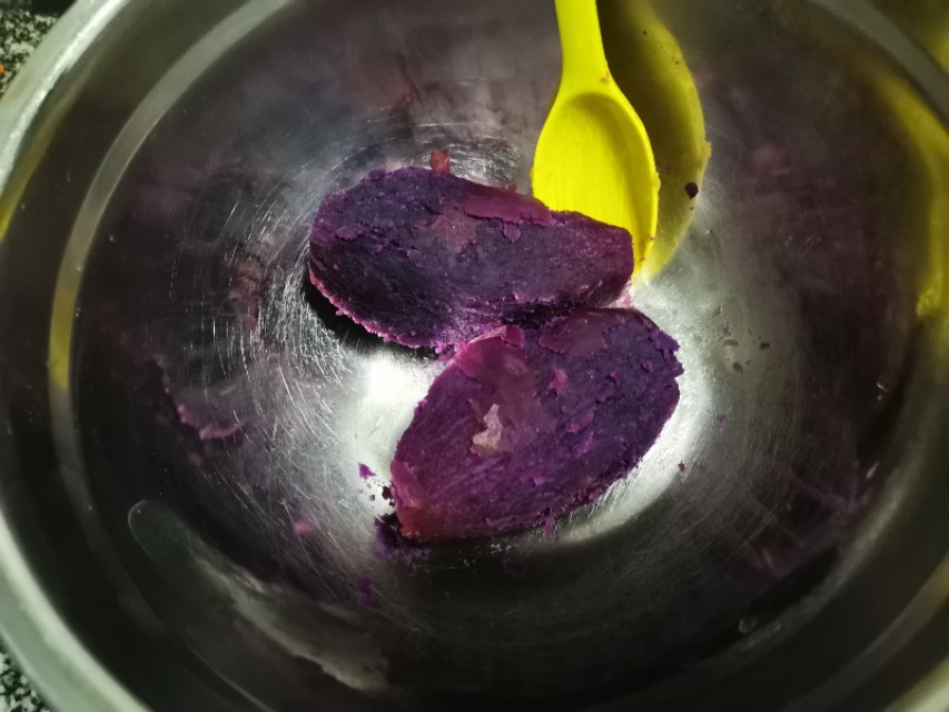 简单好吃的芋圆做法详细步骤,自己制作的芋圆煮出来怎么硬硬的