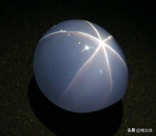 蓝宝石:来自地壳深处的珍宝,氧化铝矿物中的“高富帅”